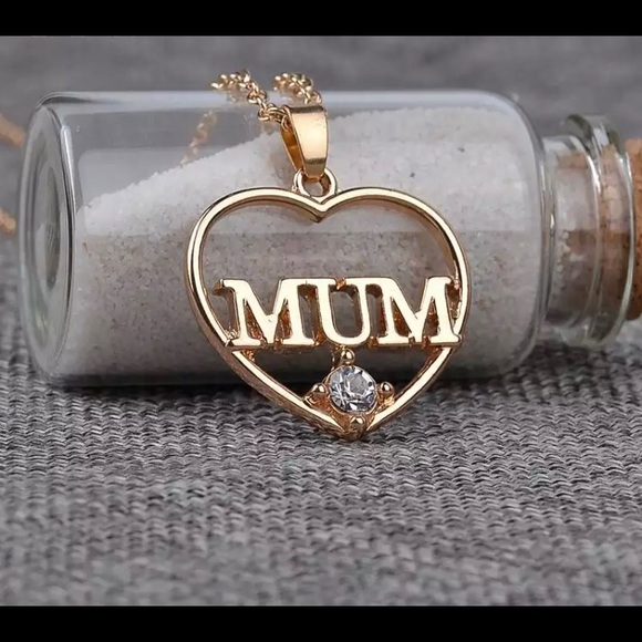 Mom necklaces! - Picture 2 of 3